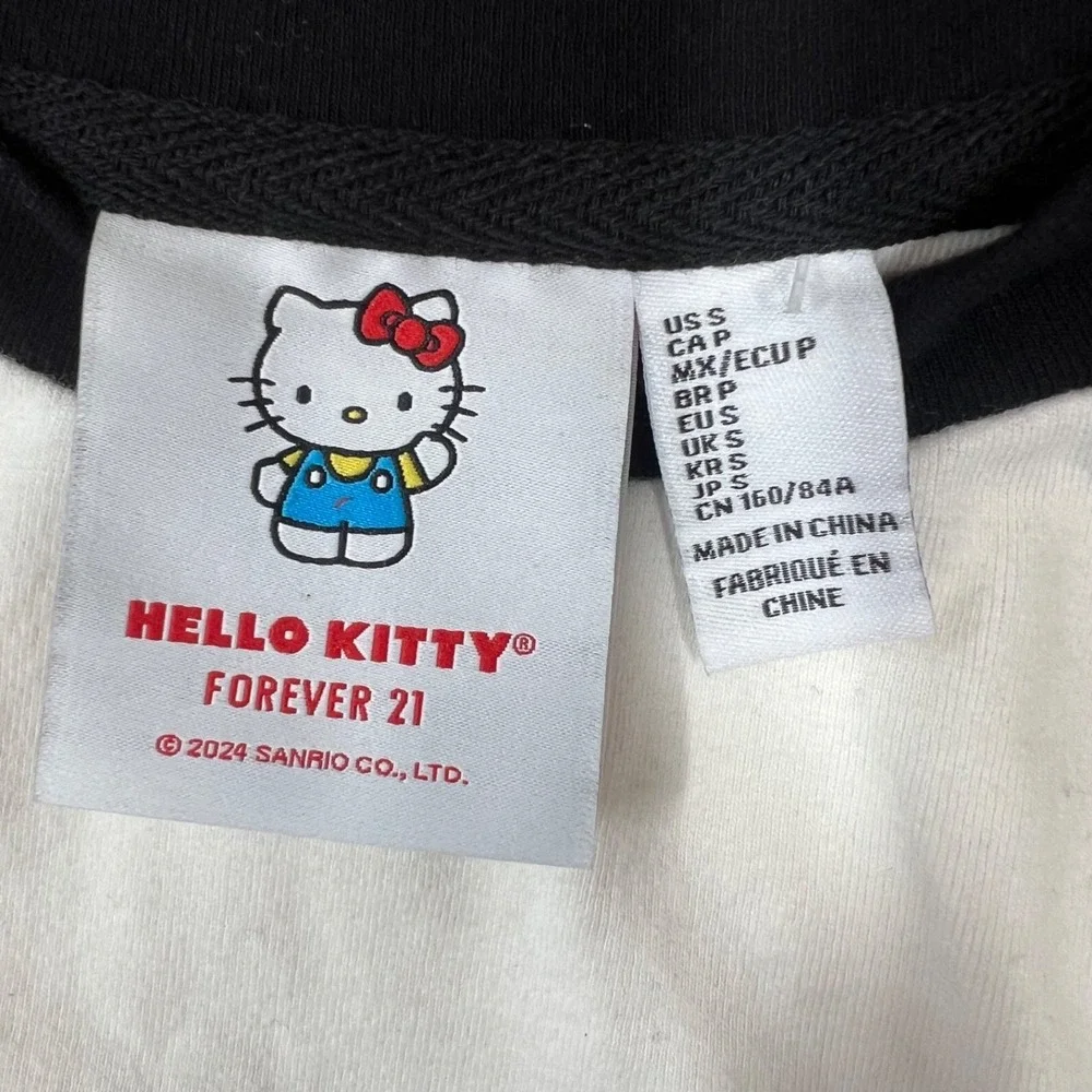 FOREVER 21 Hello Kitty  T-Shirt Juniors Small Halloween‎ New With Tags